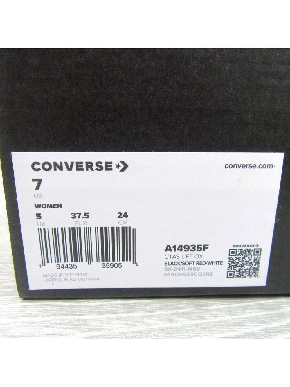 Converse CTAS Lift OX Strawberry Women's Size 7 Black White Sneakers NEW - Picture 14 of 14